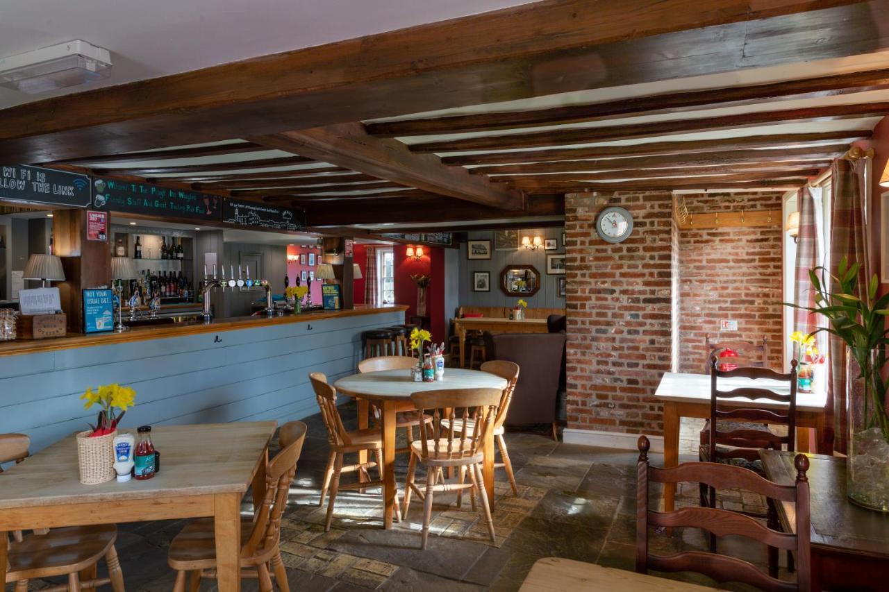 The Plough Hotel Wangford Екстериор снимка