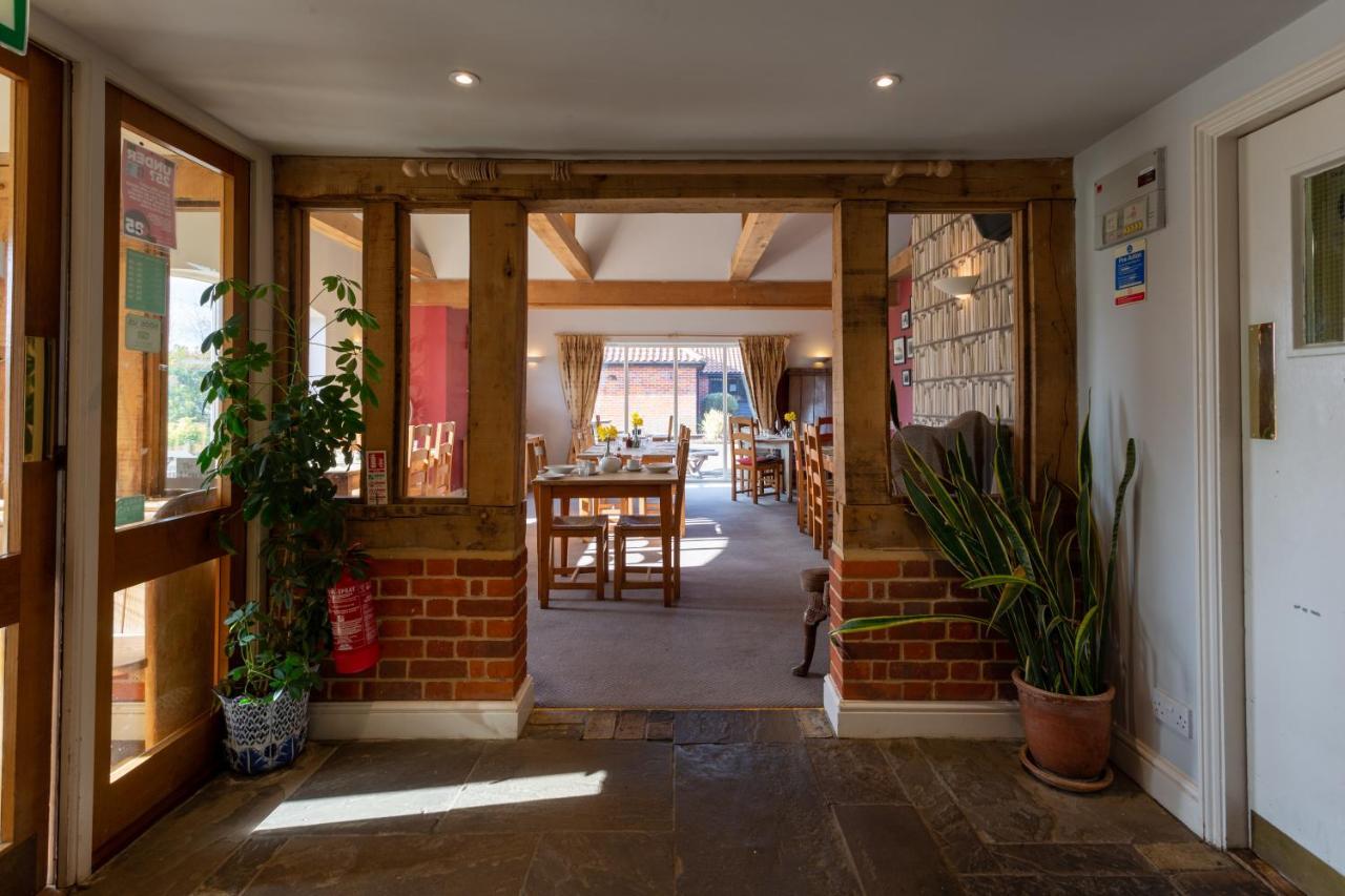 The Plough Hotel Wangford Екстериор снимка